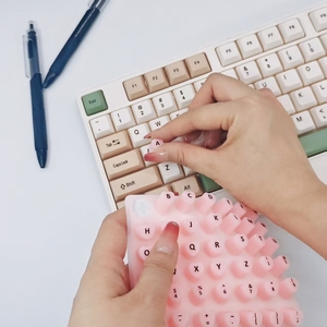 <span class=keywords><strong>2025</strong></span> Mới Làm Móng Tay Móng Tay Dài Dễ Dàng Để Hoạt Động Silicone Độc Lập Tăng Cao Bàn Phím Phim Không-Trượt Ủng Hộ Bàn Phím Phim - Product Image 5