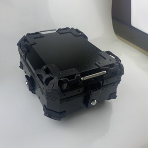 Yeni tasarım 28L motosiklet gövde kuyruk kutusu yan açık kutu kilit motosiklet gövde bagaj kutusu - Product Image 3