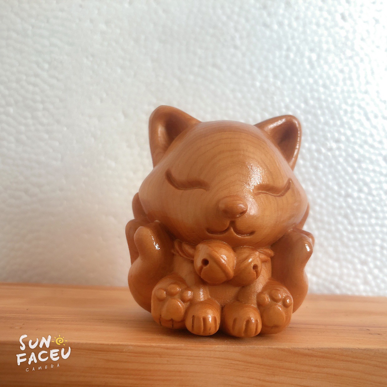 Grand renard en bois de santal doré-545-33g