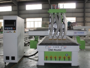 Enrutador CNC 1325 Cabezales múltiples Máquina enrutadora CNC para carpintería de cuatro husillos - Product Image 4