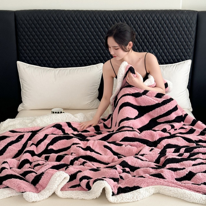 Powdered zebra pattern