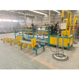Máquina de malla de enlace de China de 4m de ancho completamente automática, máquina de tejido de malla de alambre de diamante con nueva tecnología - Product Image 4