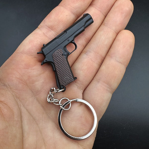 En iyi hediye Mini Beretta 92f anahtarlık Metal anahtarlık Colt 1911 metalik taktik minyatür havalı anahtarlık oyuncak - Product Image 4