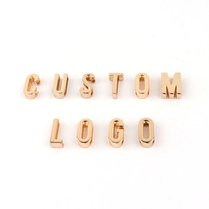 PH Panda Hall 14 Karat Gold Alphabet Buchstaben Perlen 26 A-Z Buchstaben Charms Langlebige Großbuchstaben Perlen Messing Initial Charms - Product Image 3