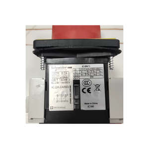 Yük kısa devre anahtarı döner anahtarlar için stokta VCF02 izole yeni orijinal yük anahtarı - Product Image 3