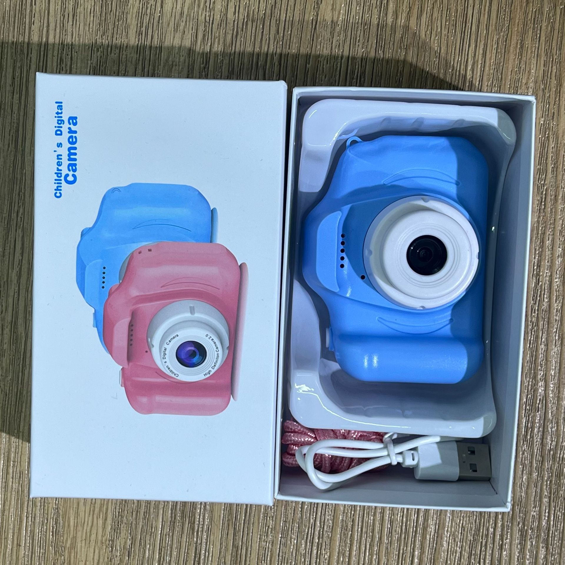 Sky-blue high-score single-camera box