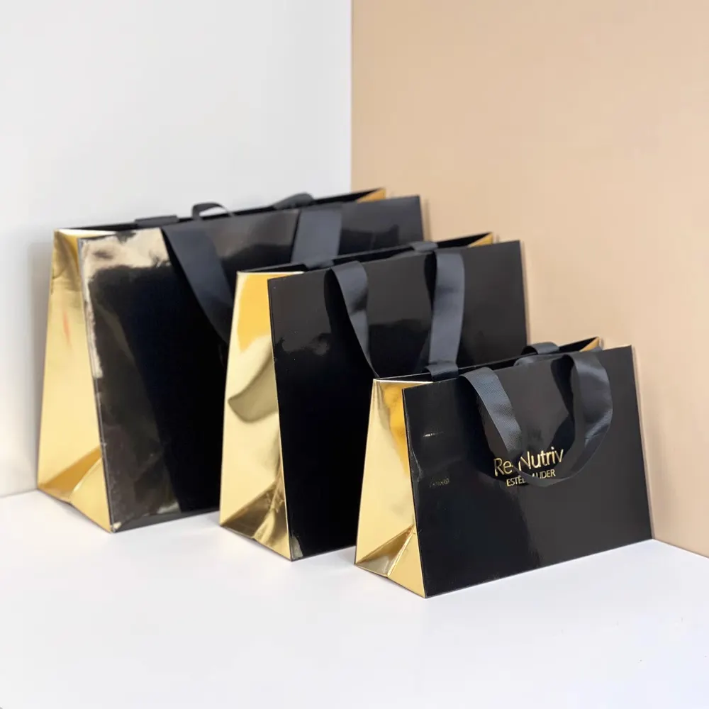 Pequeños diseños de decoración comercial personalizados bolsa de embalaje de lujo oro rosa púrpura boda favor anillo pequeñas bolsas de regalo para joyería
