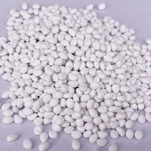 Masterbatch blanco de dispersión estable de fábrica de China, lote maestro Tio2