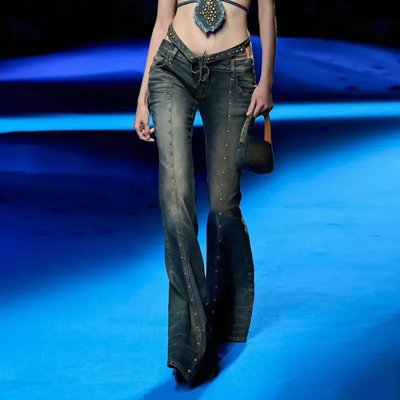 Moda New Spicy Girl Y2k Pantalones Cintura baja Fitness Slim Rivets Flare Denim Pantalones Casual Ladies Jeans