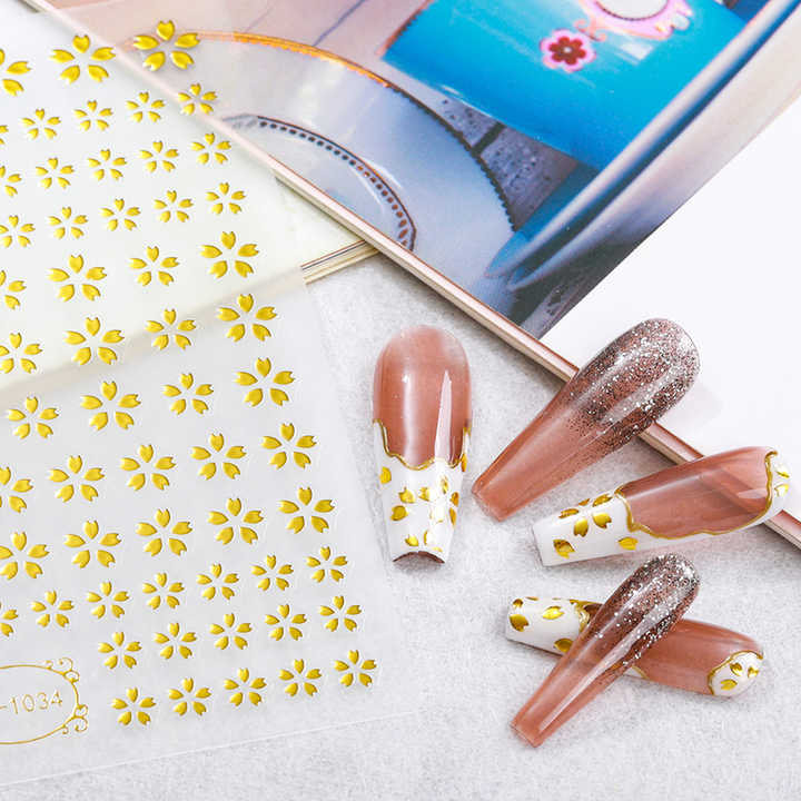 Desain Kustom Pabrik 3D Metalik Emas dan Warna Pelangi Pasokan Stiker Nail Art GMPC dan Stiker Kuku Cina