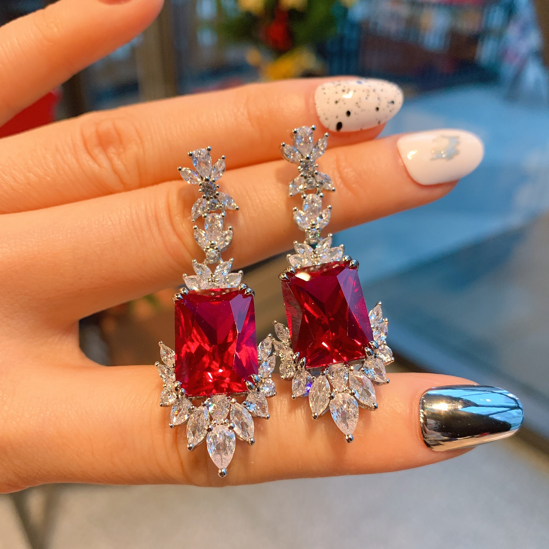 Red glass ear studs