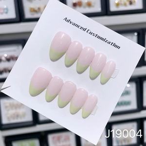 高品質の新しいスタイルのファッションプレスオンネイル高級棺カスタムバレリーナネイルのヒント人工の偽のネイル