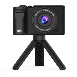 Yeni ürün Q9 Retro öğrenci kamera Mini dijital kamera HD çift fotoğraf ve Video çocuklar kamera ile standı