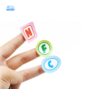 NFC RFIDタグ13.56 MHz防水紙 & PETインレイステッカー,無料サンプル利用可能周波数860-960 MHz