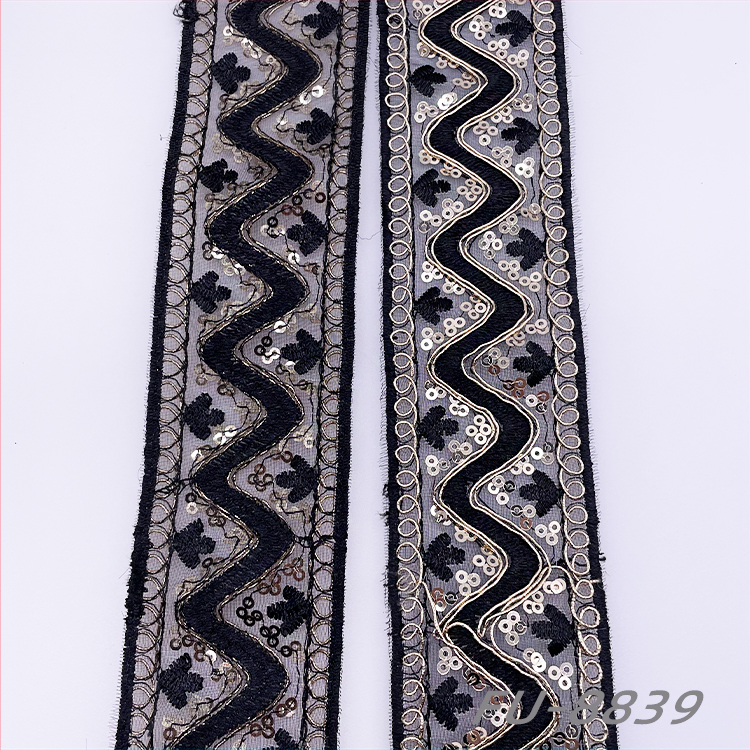 Black-8839