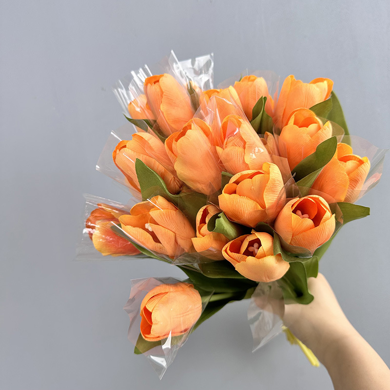 PALE ORANGE