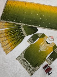 ヘビーシノンインナーコーディング & シーケンスパールワーク & ファンシーレースフロントとバック両サイドワークスーツ卸売価格 - Product Image 4