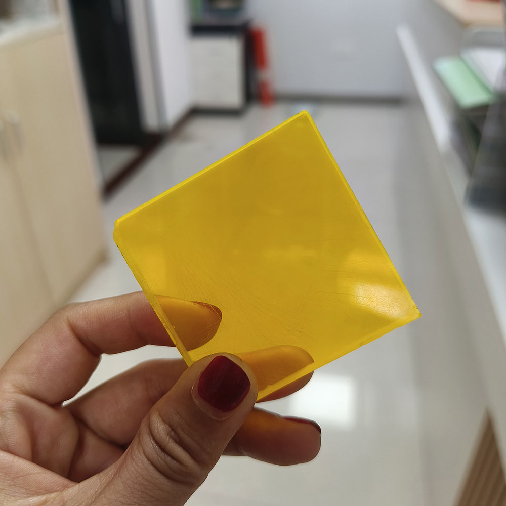 Amarillo