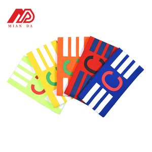 可定制的弹性尼龙足球队长臂章，用于比赛和足球比赛训练 - Product Image 4