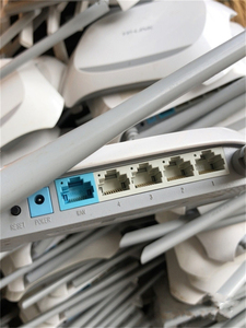 เราเตอร์ไร้สายมือสอง TP-Link 5พอร์ต2.4G สัญญาณแรงทนทานเราเตอร์ไร้สายสำหรับบ้านและร้านค้า - Product Image 4