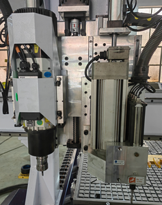 Máquina multifuncional de tallado y fresado de carpintería, enrutador CNC ATC 1325 para madera - Product Image 5