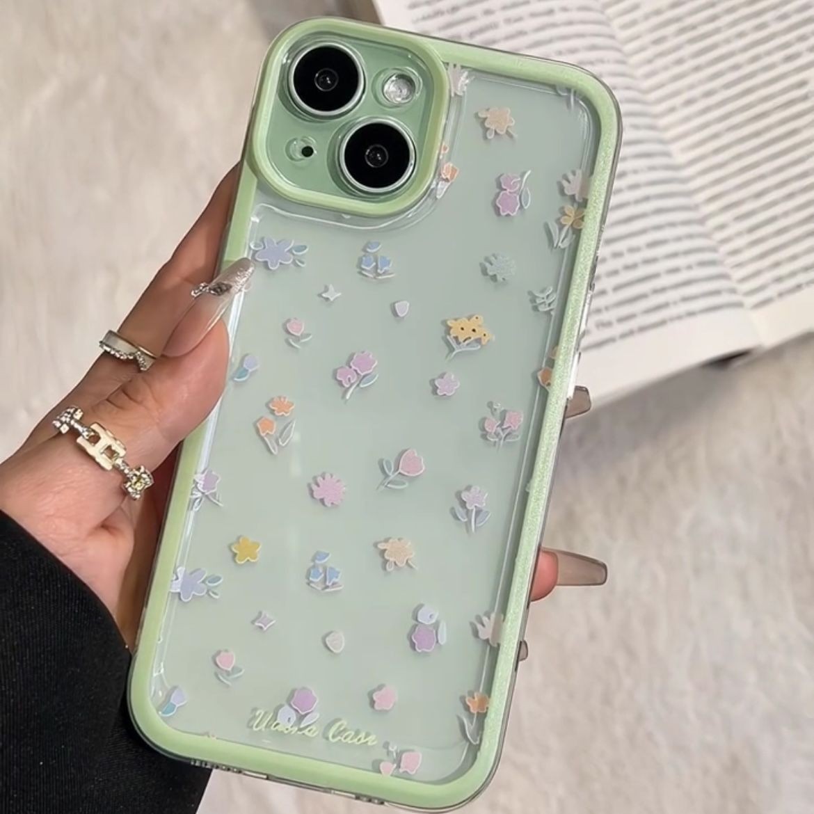 สีเขียว