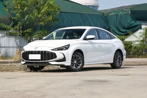 2025รุ่น180DVVT CVT 585รถยนต์รุ่นที่เข้าถึงได้เร็วทั่วโลกรถเบนซินรุ่นความเร็วสูง - Product Image 5