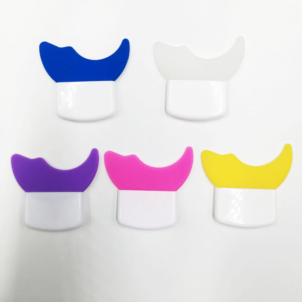 สีม่วง