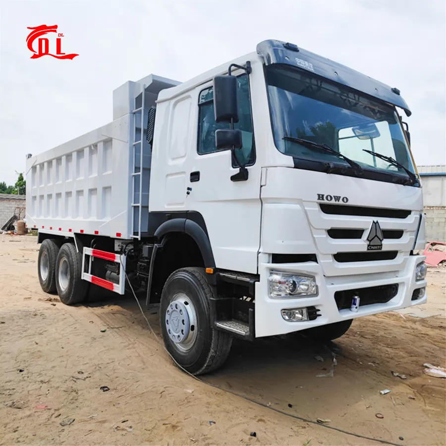 La Chine Sinotruck Howo benne basculante camion 30 cubes 6x4 8x4 nouveau camion à benne basculante Howo d'occasion 40 tonnes