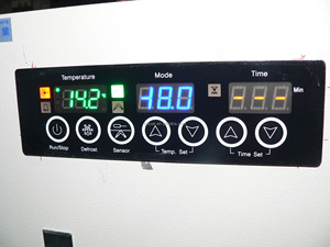 Factory Direct 15 Trays Refrigerator 250 Liter Fast Frozen Cold Storage 300l Capacity Standing up Shock <strong>Chiller</strong> Blast Freezer