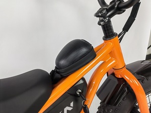 電動セルフキッド三輪車バランスバイクランウォークプッシュ自転車ベビーキッズプッシュバイク10〜14歳の子供向け