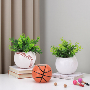 Udeco مجموعة زارع سيراميك رياضية جديدة تحت عنوان كرة سلة كرة طائرة أشكال بيسبول لديكور حديقة المنزل - Product Image 5