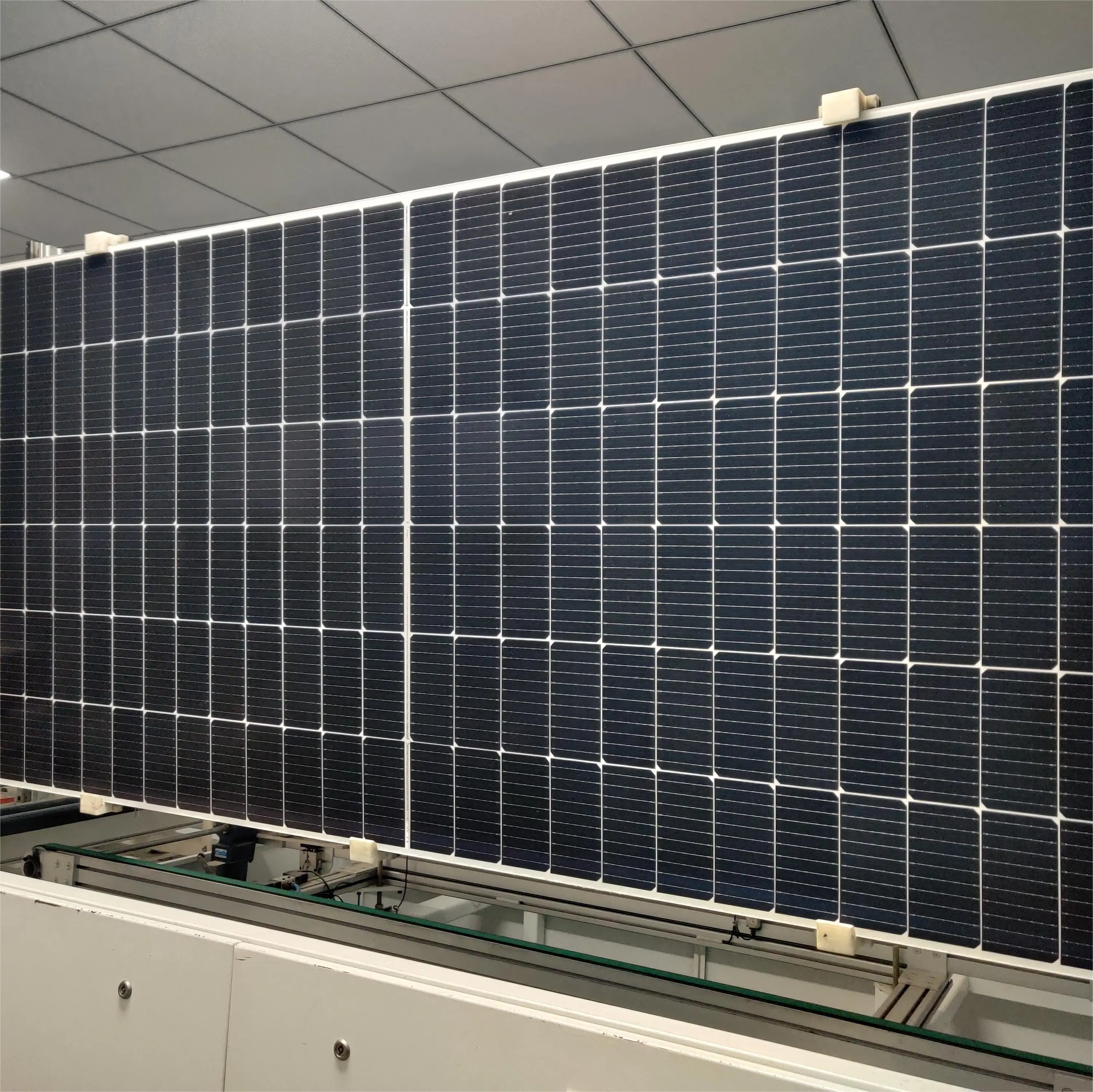OEM/ODM 550W Panneau solaire mono haute efficacité Shenzhen Prix de gros d'usine