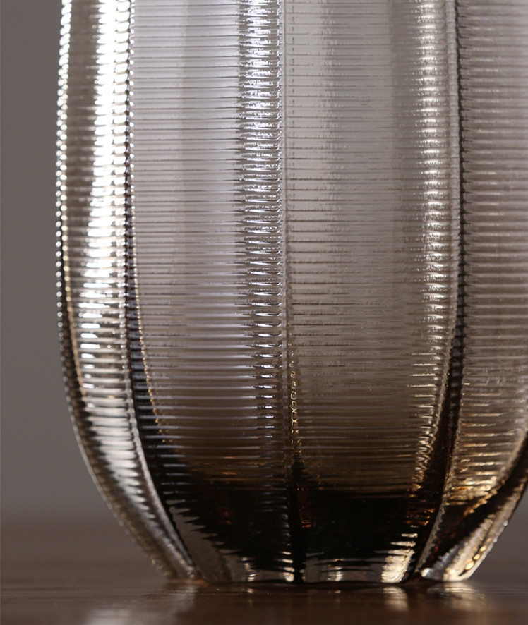 Factory Produced Wholesale Glass Flower Vase for Home Decor