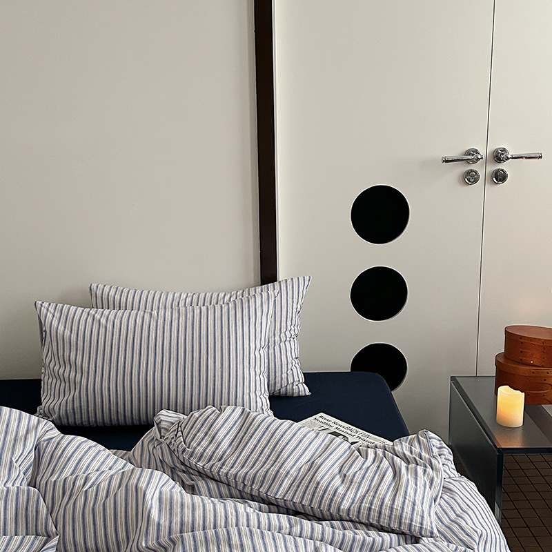 French blue strip (pillowcase stripe)