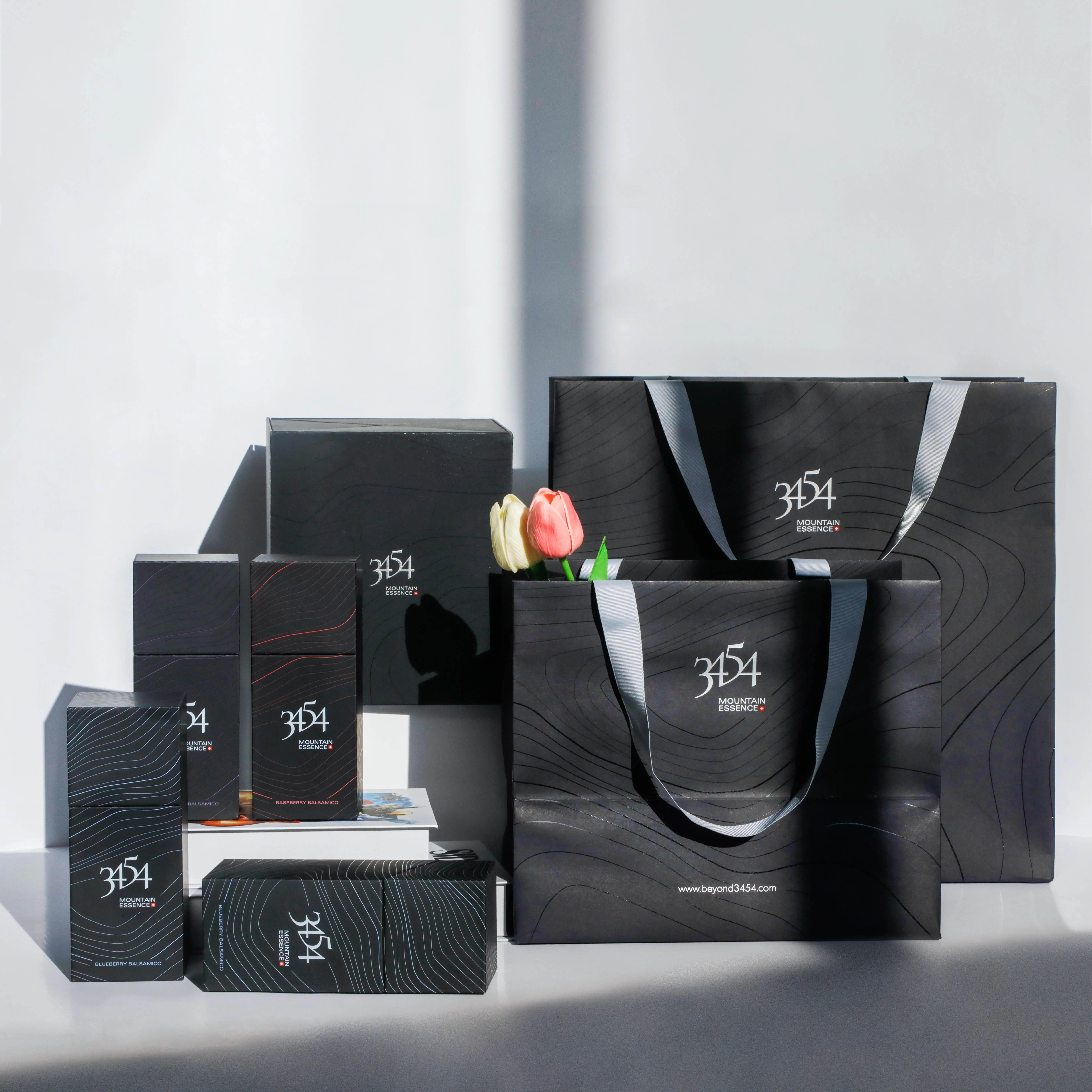 Bolsa de papel kraft para compras, embalaje de vino personalizado, ecológico, de lujo, blanco y marrón