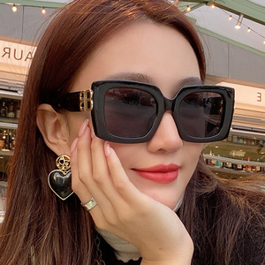 แว่นกันแดดกรอบสี่เหลี่ยม2024มีตัวอักษร B กรอบใหญ่18069ย้อนยุคอินเตอร์เน็ตคนดังการถ่ายภาพสตรีท - Product Image 2