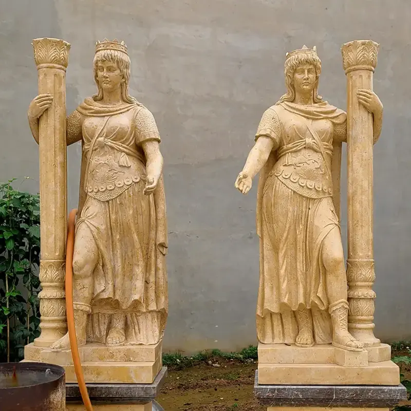 Statua del soldato femminile a grandezza naturale antica del giardino all'aperto su ordinazione con la scultura di marmo del guerriero romano dell'annata della colonna