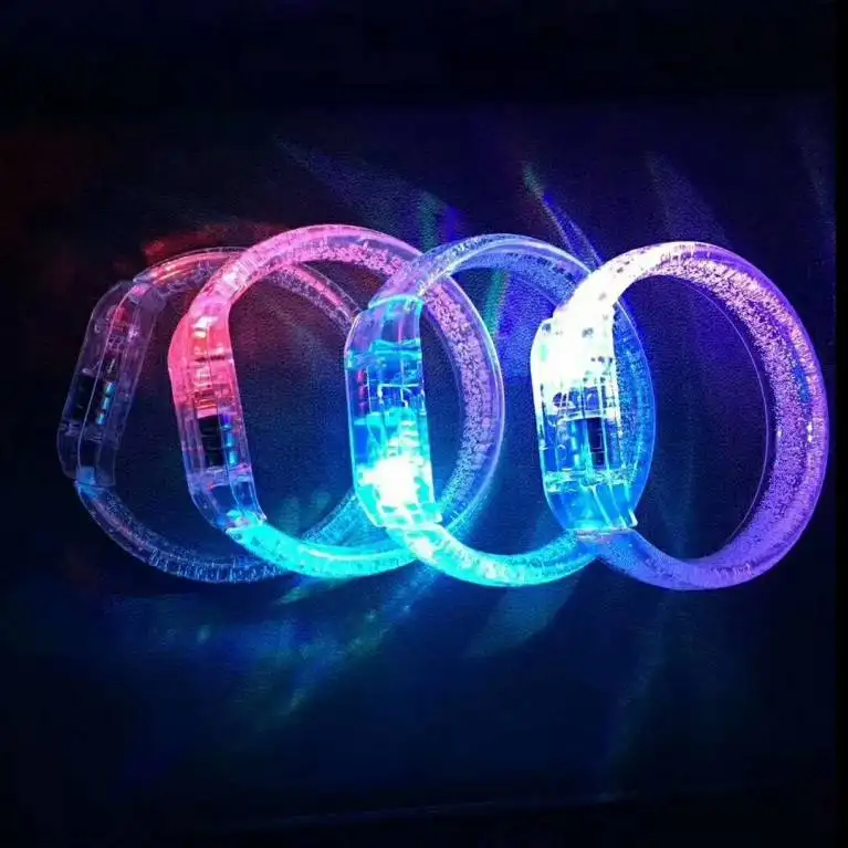 Bracelets clignotants Led bon marché changement multicolore avec bracelet à bulles lumineuses Bracelet lumineux clignotant pour la fête au néon