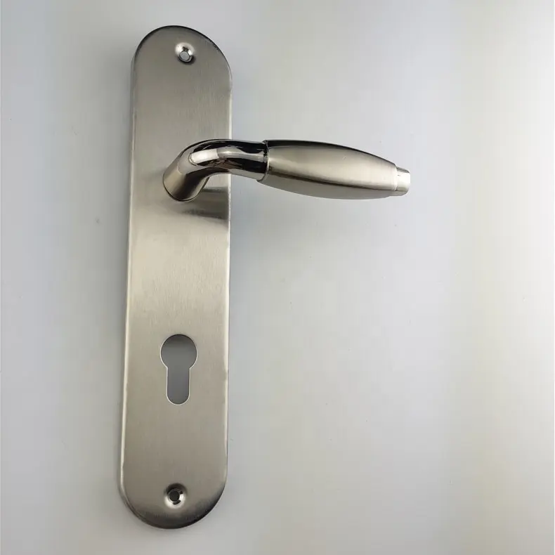 2023 fashion style casting knurled design luxury door lever handle set di maniglie per serratura da infilare