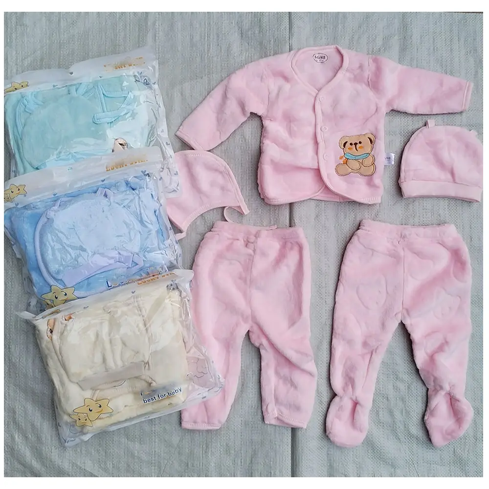 0-6 meses productos para bebés recién nacidos 5 piezas recién nacido esencial ropa de bebé al por mayor invierno lindo canastilla conjunto de regalo