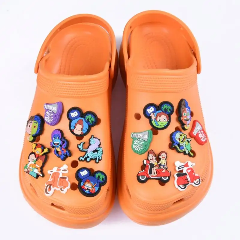2022 Wholesale Custom Designer PVC Cute Cartoon Shoes Accessories Kid Clog Decoration Chlucky shoe chlucky shoe charm