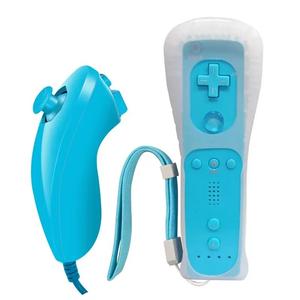 Mando a distancia y mando Nunchuck sin función de movimiento con cubierta de silicona y correa - Product Image 3