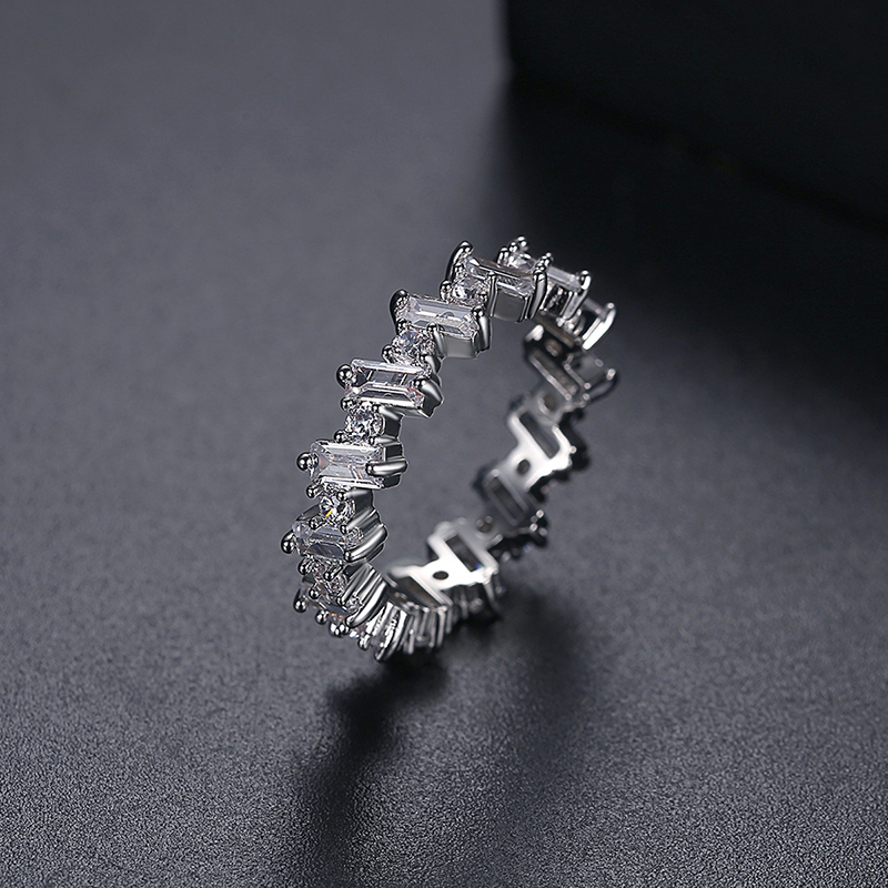 WHITE-R20030715-Rh