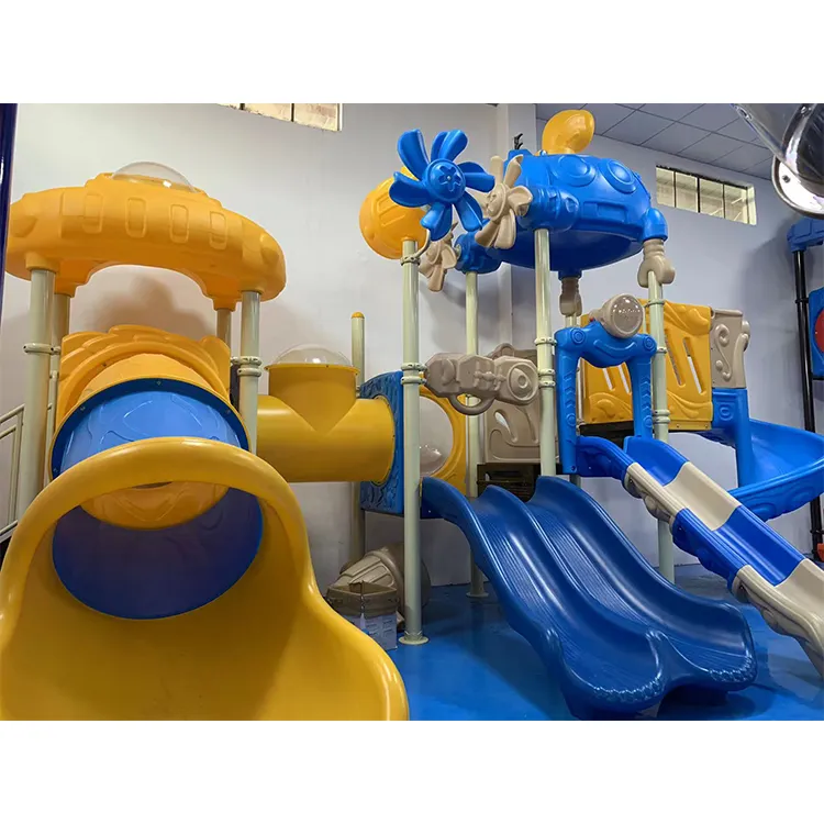 Vendita calda fun splash kid water play equipment guangzhou factory direct water park playground con scivolo giochi in piscina per bambini