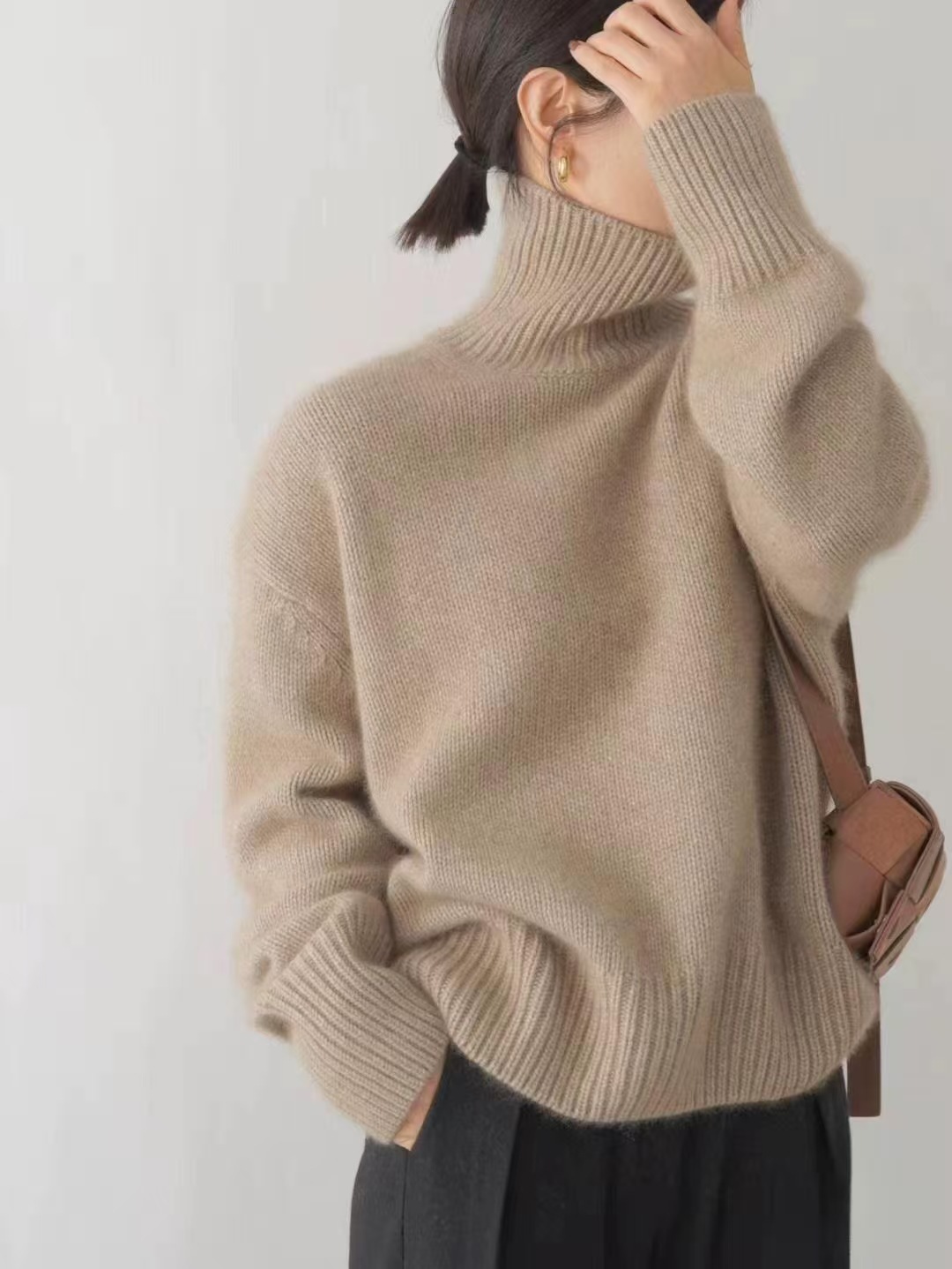 Dark khaki