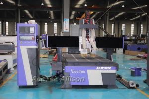 AccTek 1325 ATC CNC-Router 1Automatische Werkzeugwechselspindeln und eine Bohreinheit inklusive Syntec-Steuerungssystem - Product Image 3