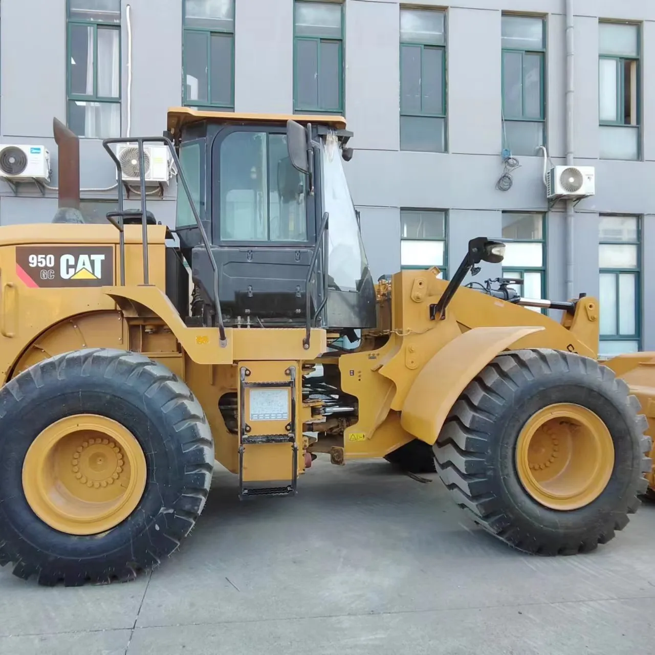 original cat 950gc wheel loader, CAT front end loader 950GC used loader price low on sale in Shanghai China