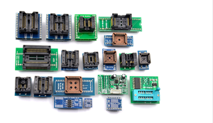 RT809H Programmierer NOR/NAND/EMMC/EC/MCU/ISP Hochgeschwindigkeits-Lesen und Schreiben mit einem vollständigen Satz von Programmier buchsen