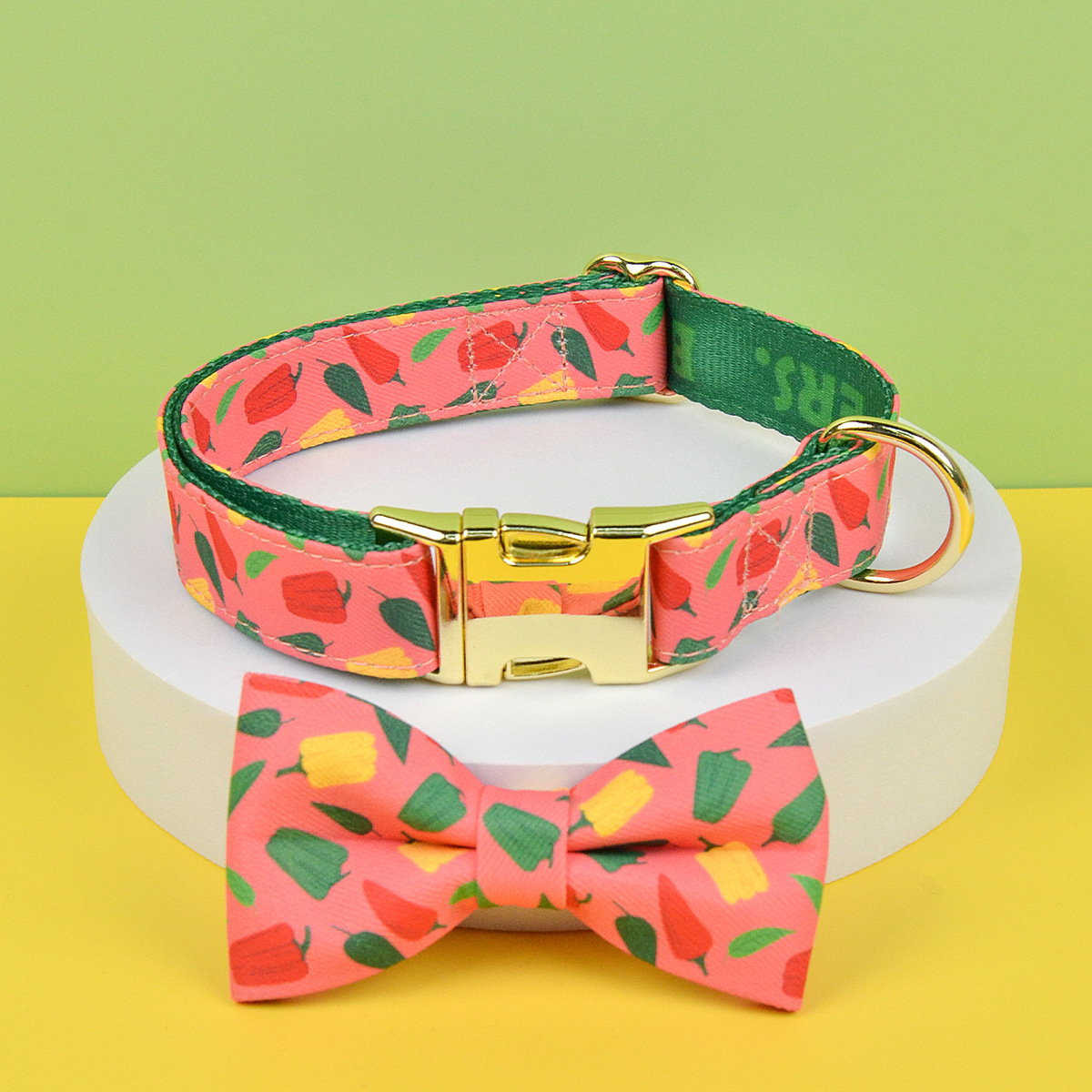 Red Chili Collar+Bow Tie